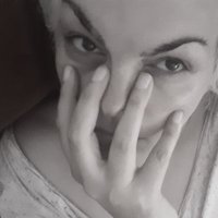 Patricia G. (En caída libre permanente)