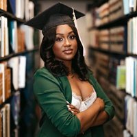 Top-notch essays &Assignments plug💚💯