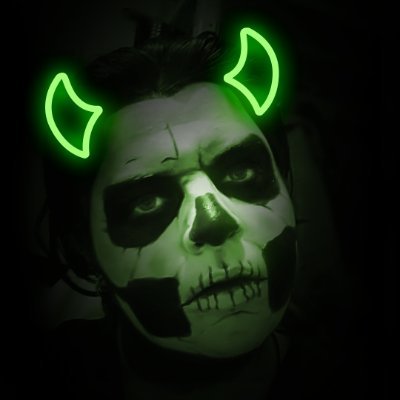 Constantine 🏳️‍⚧️🦇🍉🇧🇷 EXCELSIS🥀