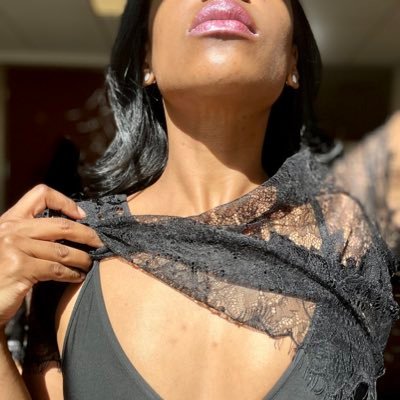 Mrs. Nora Black 🔞