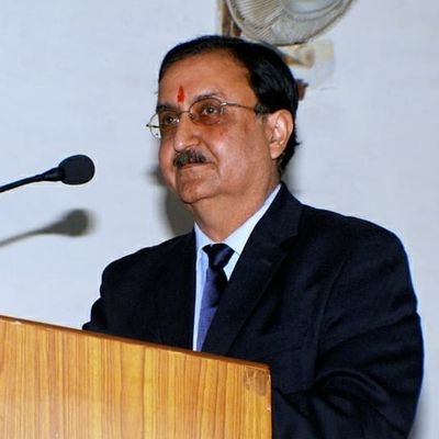 Dr R P Pareek