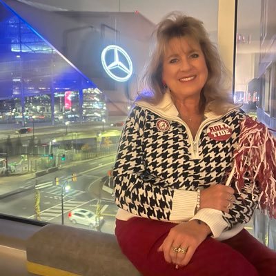 Stephanie 🐘🏈❤️🐘🏀📣