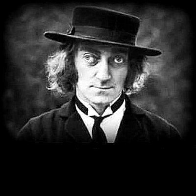 Lobo Solitario. (Dos con cincuenta.)