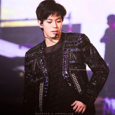 MOAStarlight OT6VIXXDefender