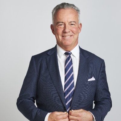 Sean Bell FRAeS FIoD CDir BSc