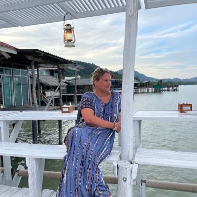 𝐉𝐄𝐀𝐍𝐍𝐄 ☀️