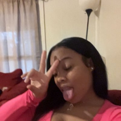 theamichelle._👩🏽‍❤️‍💋‍👩🏽👩🏽‍❤️‍💋‍👨🏽