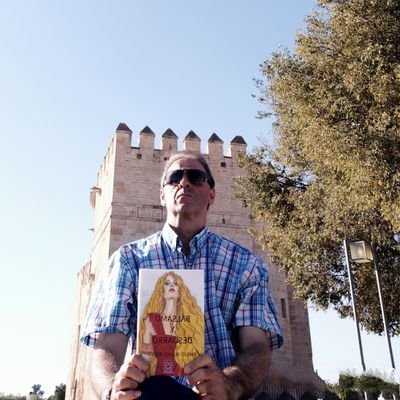 Emilio R. Bravo🖊📖