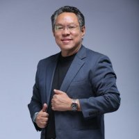 Dr.Ekarin Vasanasong