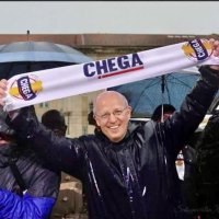 opróprio, nascido em Portugal