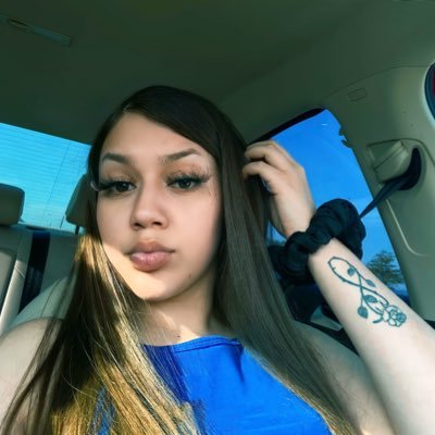 THE🅿️RETTYSAVAGE 🌬