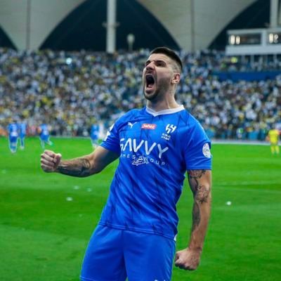 عاطف الحكمي 💙70🤍