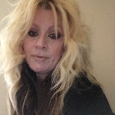 Laura 🇺🇸🇺🇸