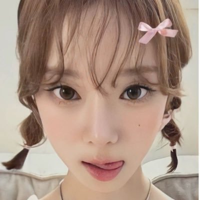 เอสอ้วร ྀི