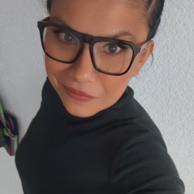 Luisa 🎧🎶🤘🏽😻