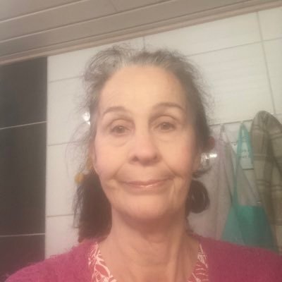 Kristiina Laitinen 🚘📚🐶🌻😺🌻☮️🇫🇮