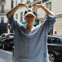 nindy ఇ ◝‿◜ ఇ