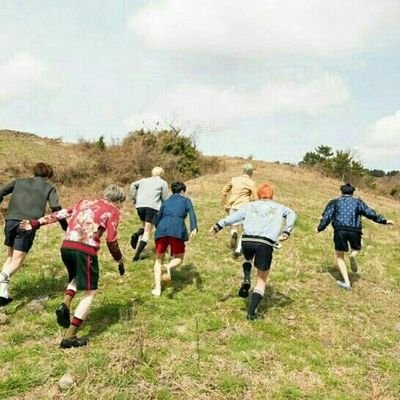 r⁷ 🍊🫐 loves ot7