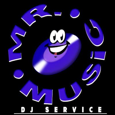 MR. MUSiC DJ & PHOTOBOOTH SERViCE