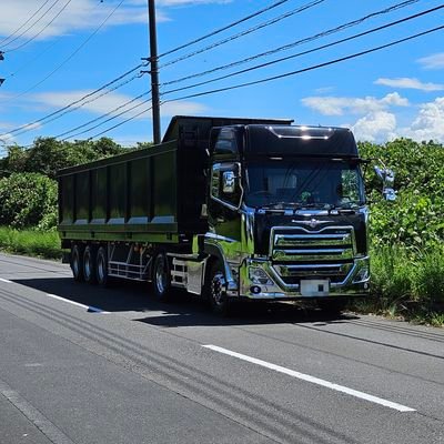 首振りトレトレおっちゃん