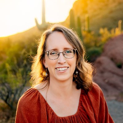 Claire Honeycutt | ClarifiED 🕊️❤️