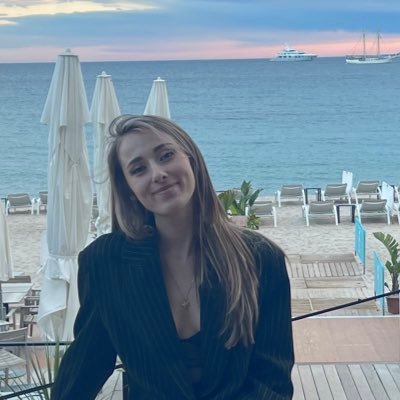 ☆ 𝐓𝐡𝐞 𝐈𝐦𝐩𝐨𝐬𝐬𝐢𝐛𝐥𝐞 𝐆𝐢𝐫𝐥 ☆