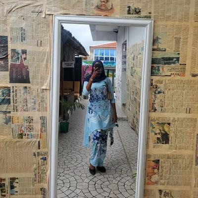 A tall glass of wine🍷