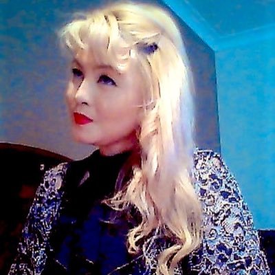 Juliana G. VICTORIA (Míngyuè Aisin-Gioro)