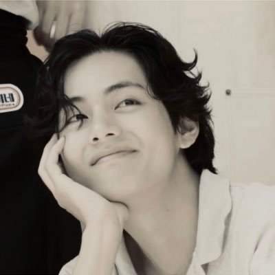 𝒾𝓌 🫧( ꪜ ) 𓂃𓈒𓏸🕸