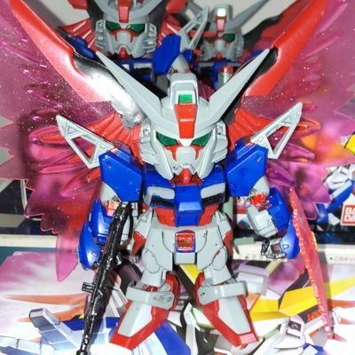 デスティニーガンダム