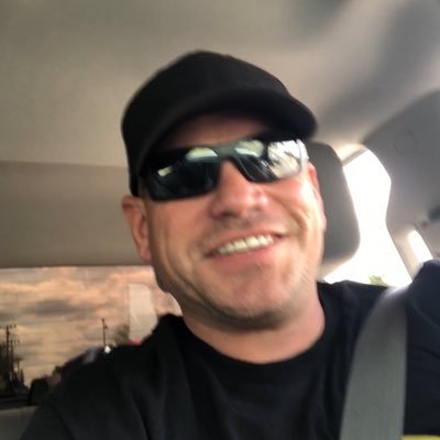 Jon 🇺🇸 ⚡️⚡️😎⚡️⚡️