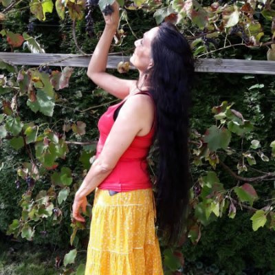 Meenaمِیْنَاْमीना #EkMaukaAAPko