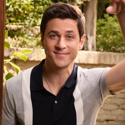 David Henrie
