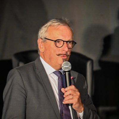 Jean-René Cazeneuve