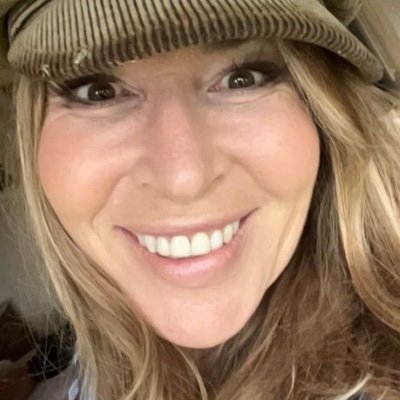 Indigo Blue 💚🤍💜