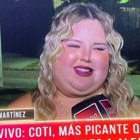 Cuchillera con cuchillo de plástico 💅