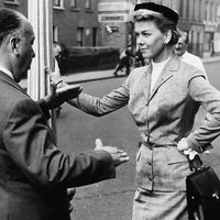 The DAILY Alfred Hitchcock Walk w/Sandra Shevey