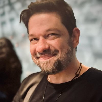 Grillo/Lobo (ñ dei $ pra nazista p ter check azul)