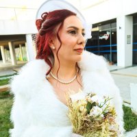 kızıl saçlı kadın👩‍🦯 💛❤️ 🦁