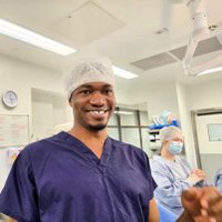 Dr. Arusi Ego 1 🇳🇬🇺🇸🇬🇧🦅