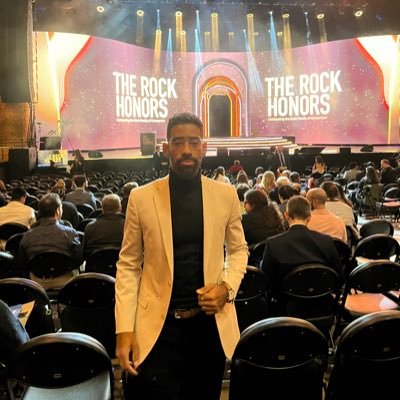 THE NEIGHBORHOOD SUPPORTER