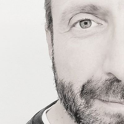 Enrico #antifascista ⭐⭐ 🖤💙