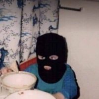 HeWhoWalksBehindTheRows