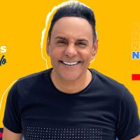 MOISÉS ANGULO -Artista