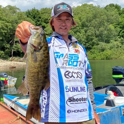 村中義明 Yoshi Muranaka