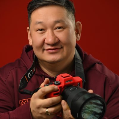 TSATSRAL | Үл хөдлөх брокер | Basketball ISneakers