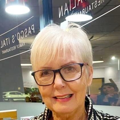 Caroline Jackson🌹 🇪🇺🇺🇦