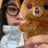 elle | soraya 🛋️