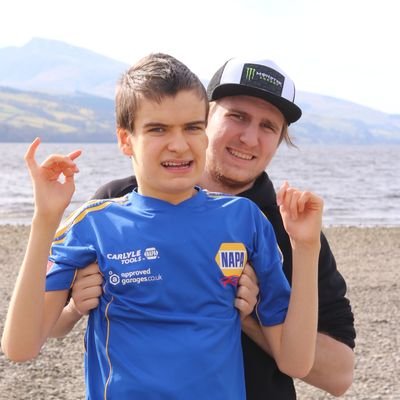 Donna & Edward Bright 🏴󠁧󠁢󠁷󠁬󠁳󠁿🌈