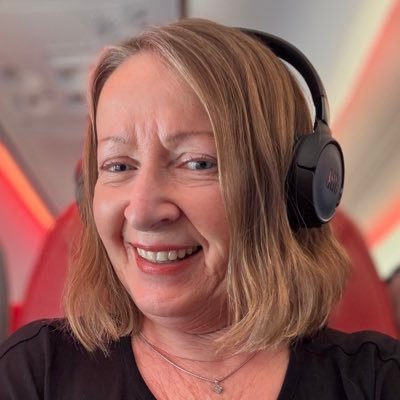 Christine π π»π»